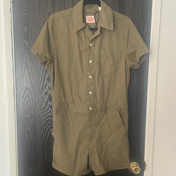 Levi's Heritage  Short Sleeve Utility Romper In Olive Size Small - Picture 1 of 3
